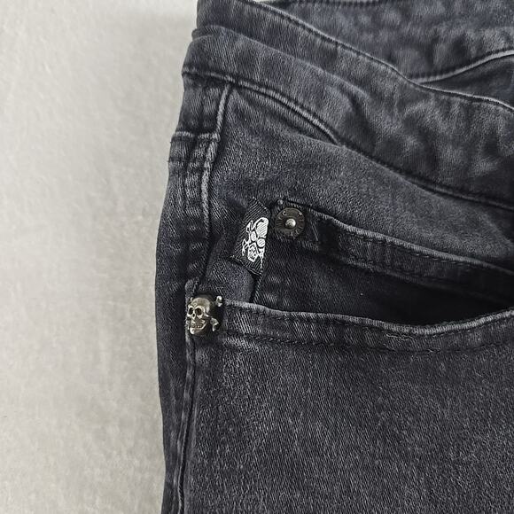 TRIPP NYC Womens Black Capri Cropped Pants 12 Stretch Skull‎ Detail Grunge Goth - Picture 8 of 14
